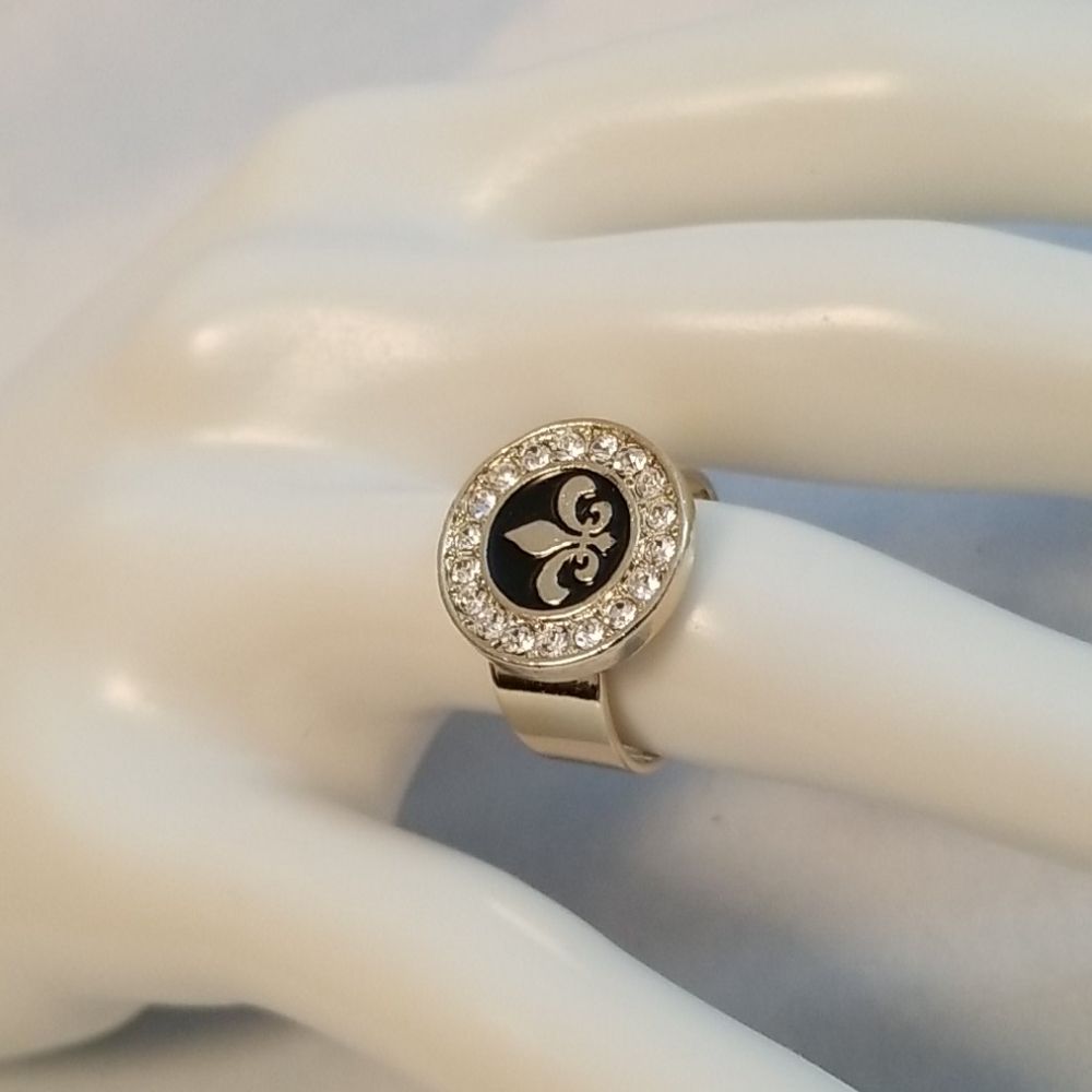 Fleur de lis Cuff Ring Gold Tone